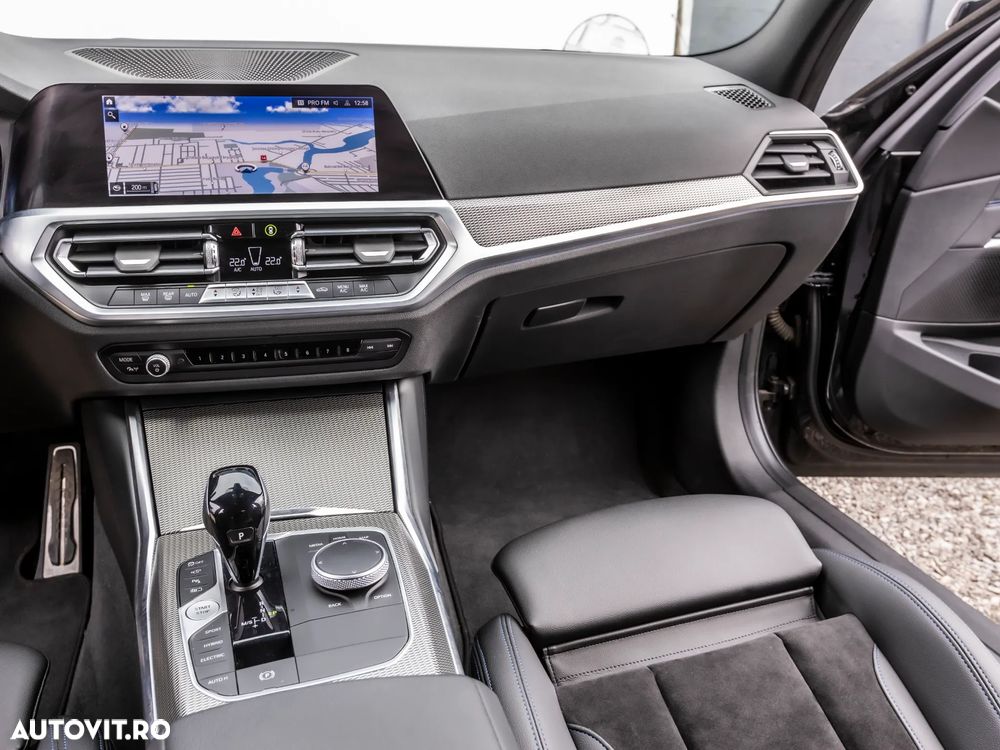 BMW Seria 3 330e xDrive Aut. M Sport - 20