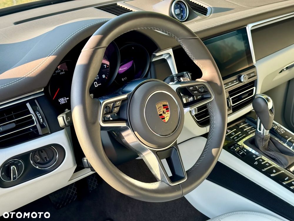 Porsche Macan Standard - 13