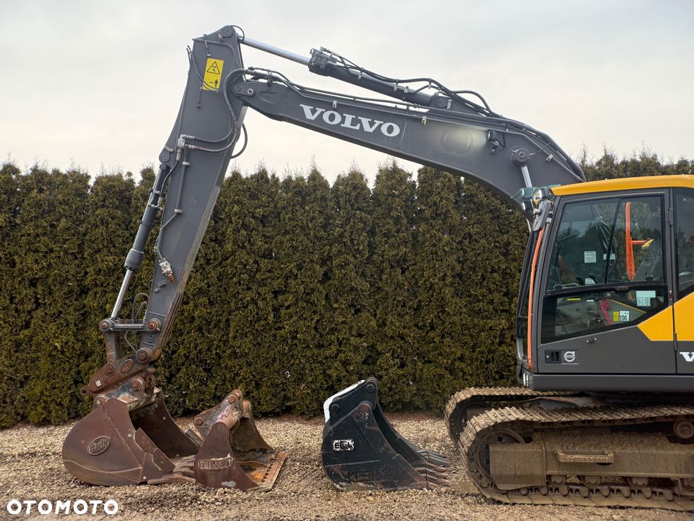 Volvo EC 140 EL - 5