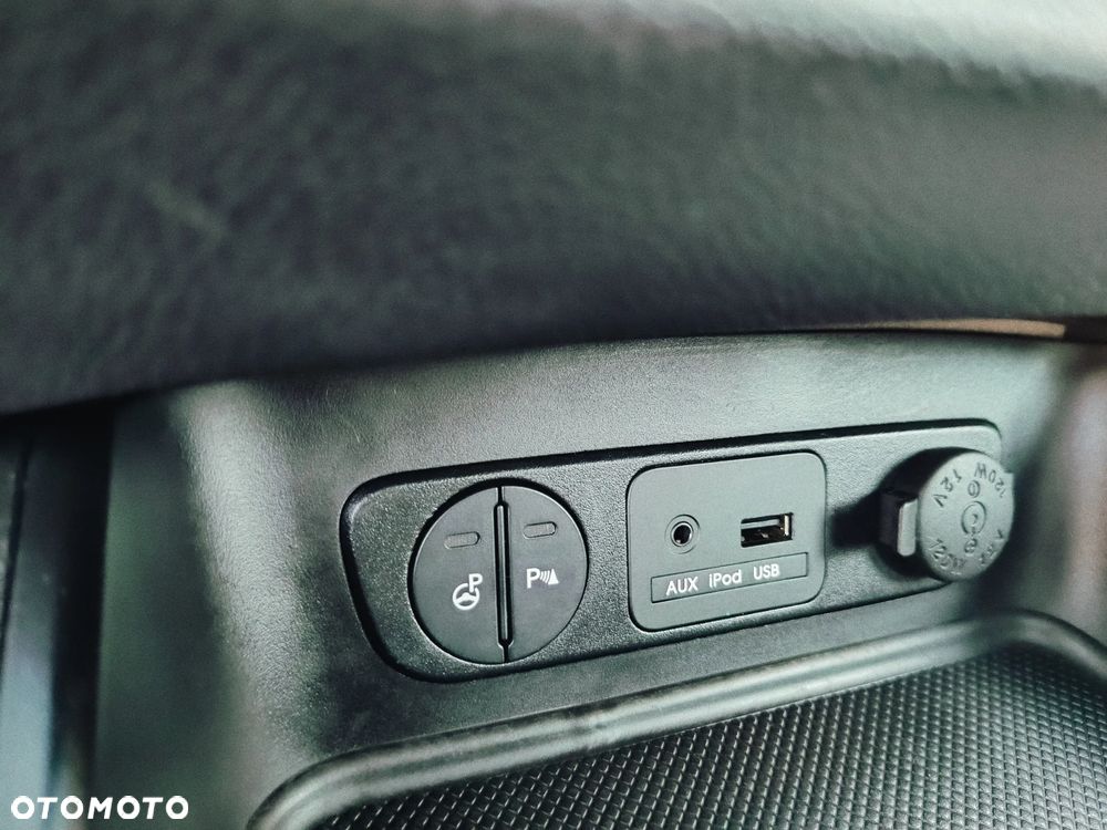 Kia Sportage 1.7 CRDI 2WD Attract - 14