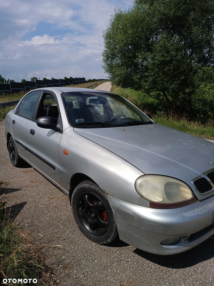 Daewoo Lanos - 1