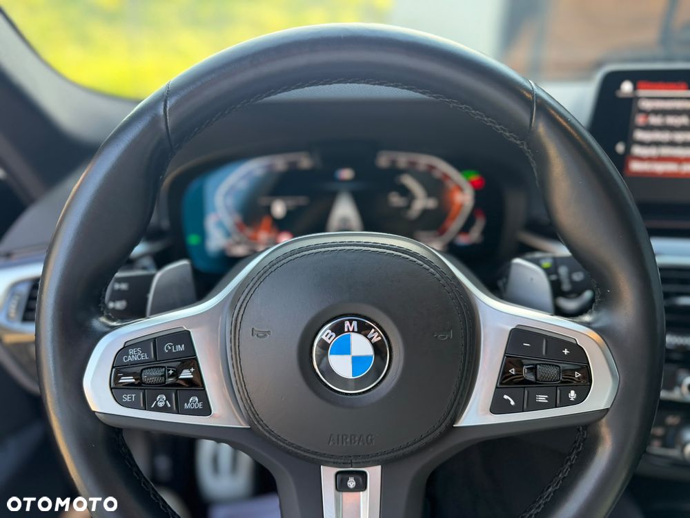 BMW Seria 5 540d xDrive M Sport Edition - 35