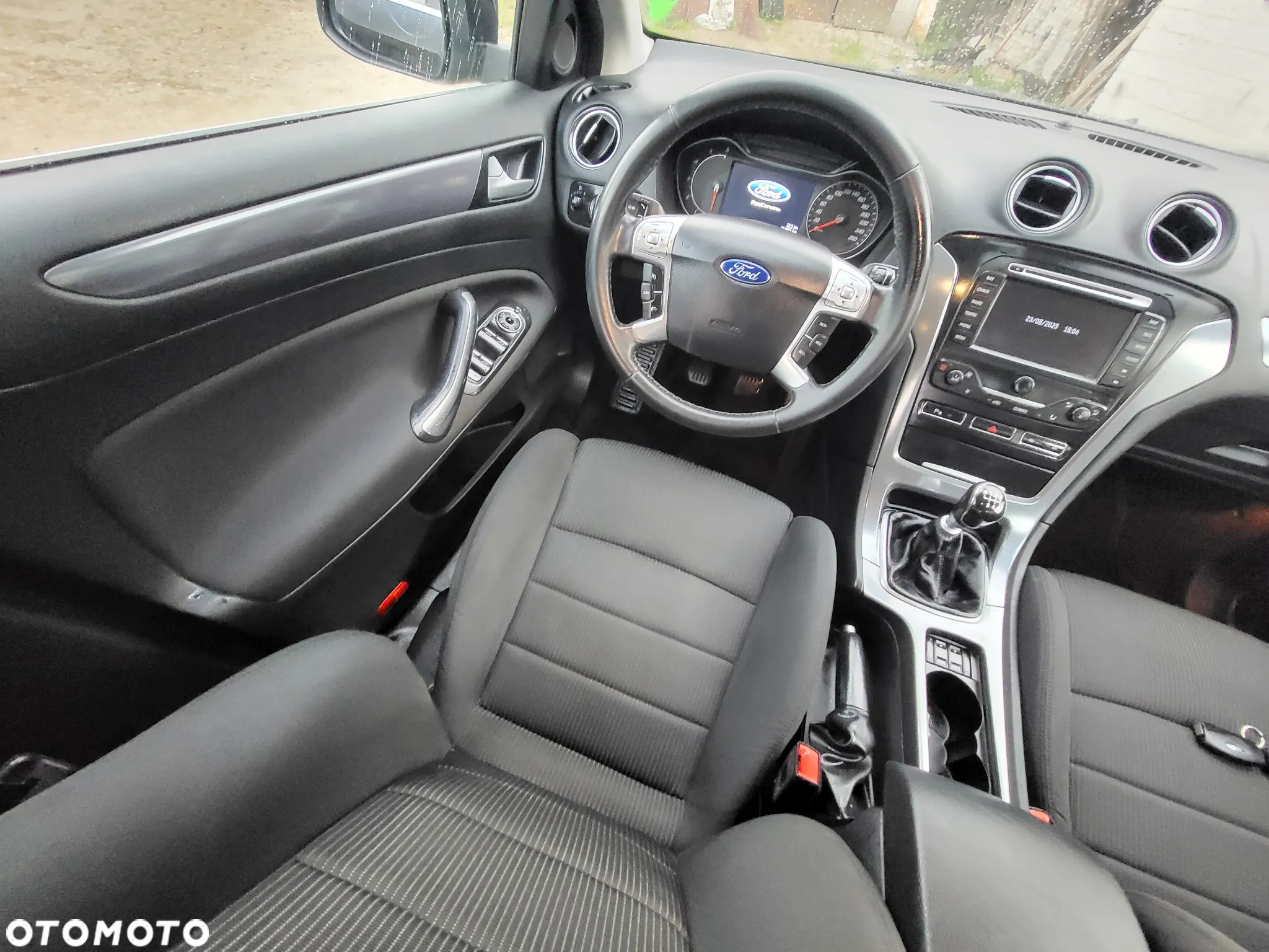 Ford Mondeo Turnier 2.0 TDCi Ghia - 25