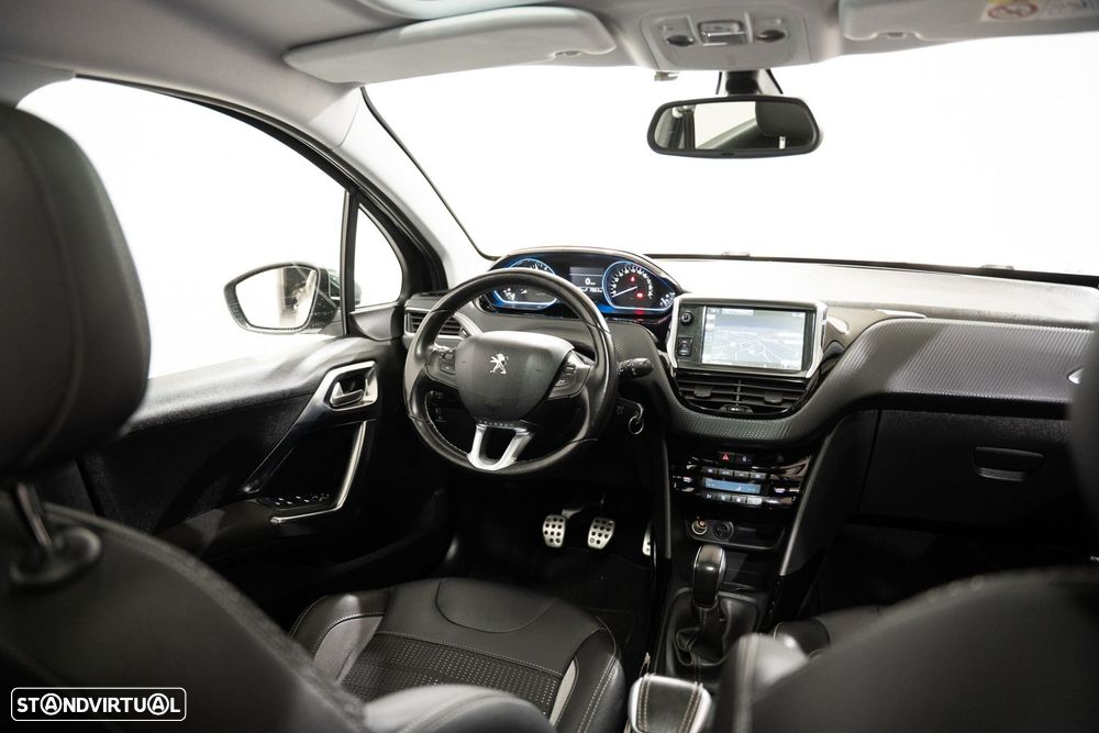 Peugeot 2008 1.2 PureTech Style - 6