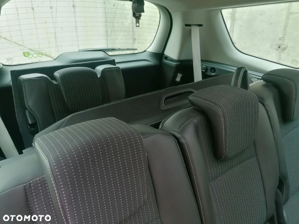 Renault Grand Scenic dCi 130 FAP Start & Stop Bose Edition - 17