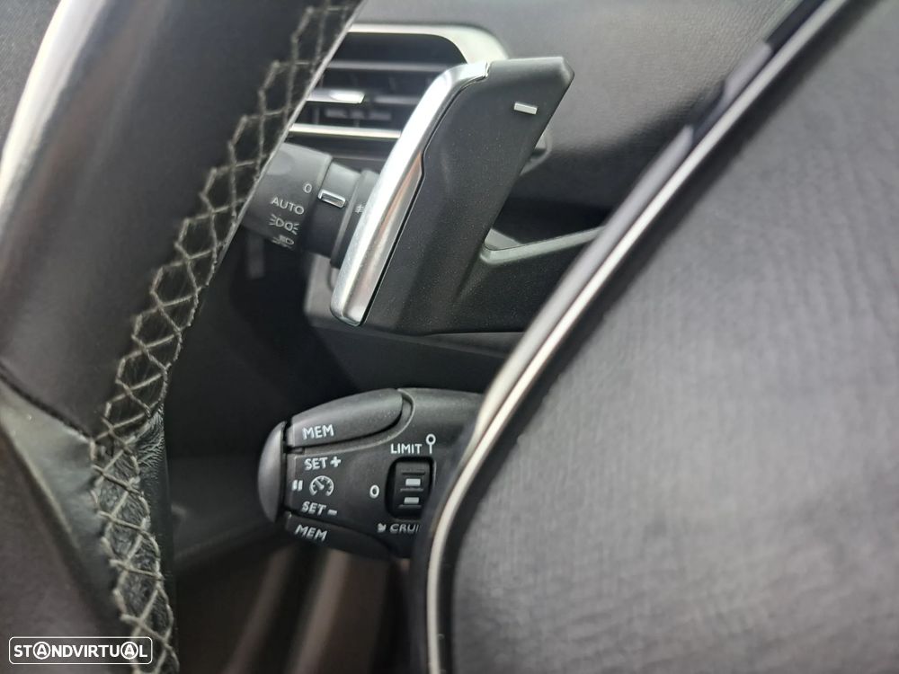 Peugeot 3008 1.5 BlueHDi Allure EAT8 - 14
