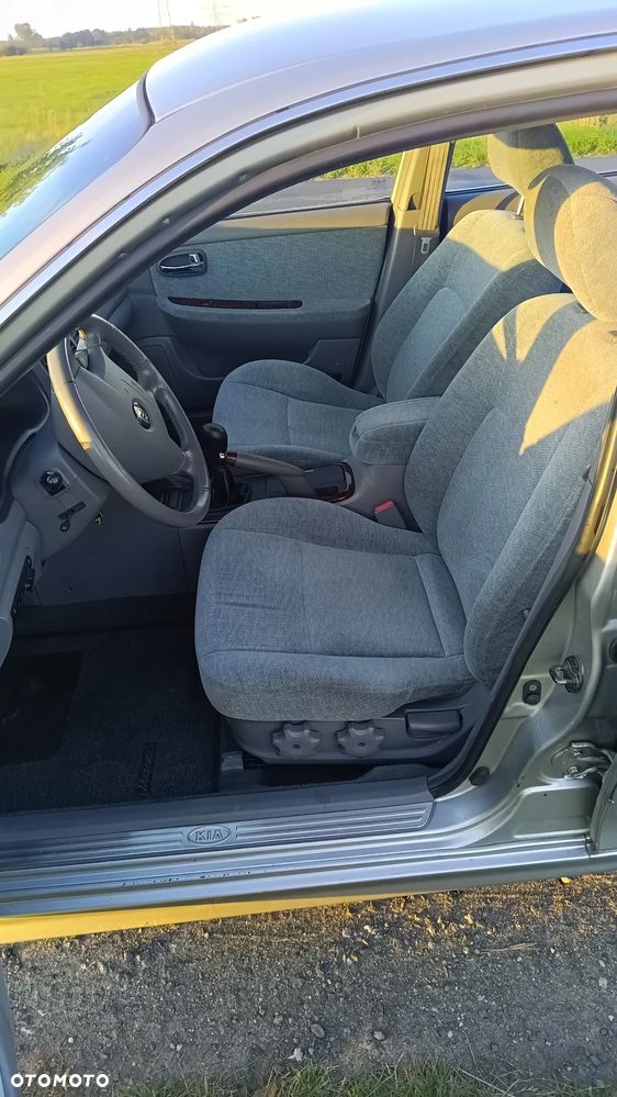 Kia Magentis 2.0 (air4) / Gold - 10