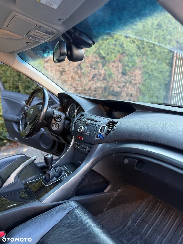 Honda Accord 2.0 Executive - 7