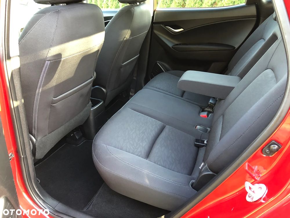 Hyundai ix20 1.4 Fifa World Cup Edition - 25