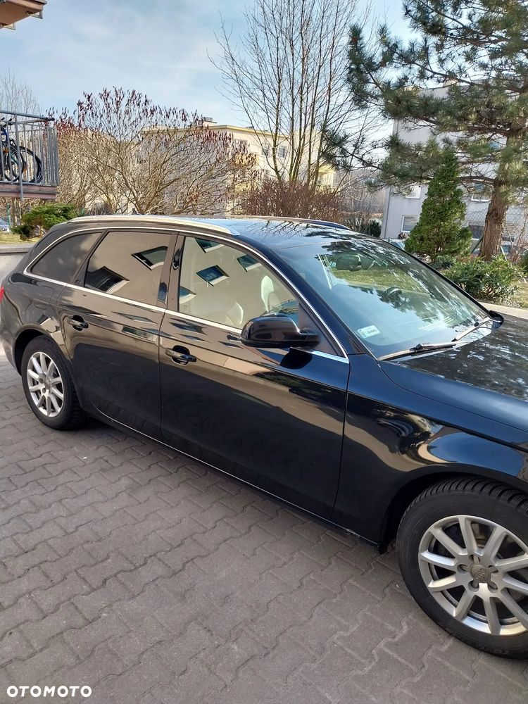 Audi A4 Avant - 9
