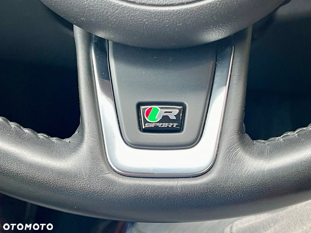 Jaguar F-Pace 25t AWD Portfolio - 22