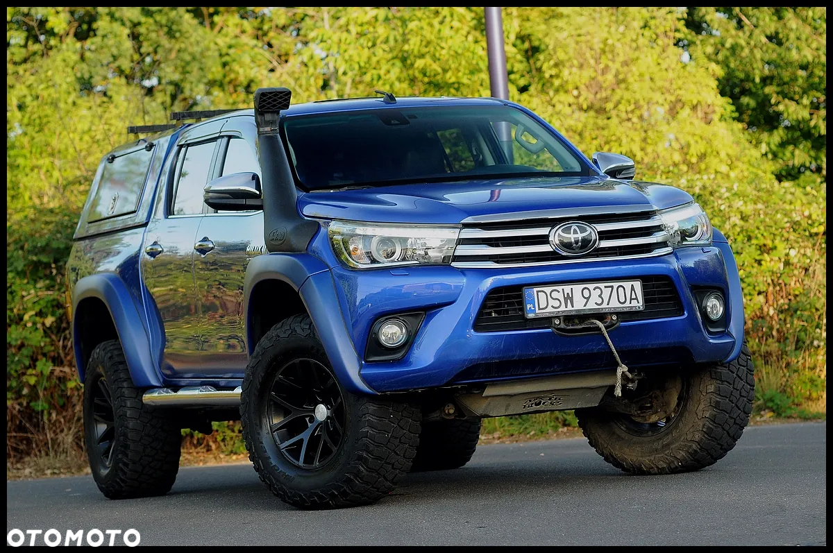 Toyota Hilux - 4