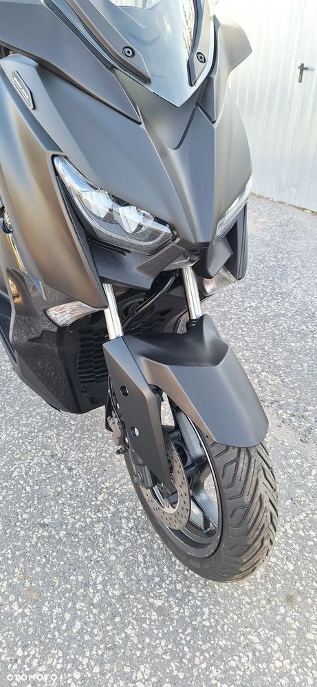 Yamaha X-max - 23