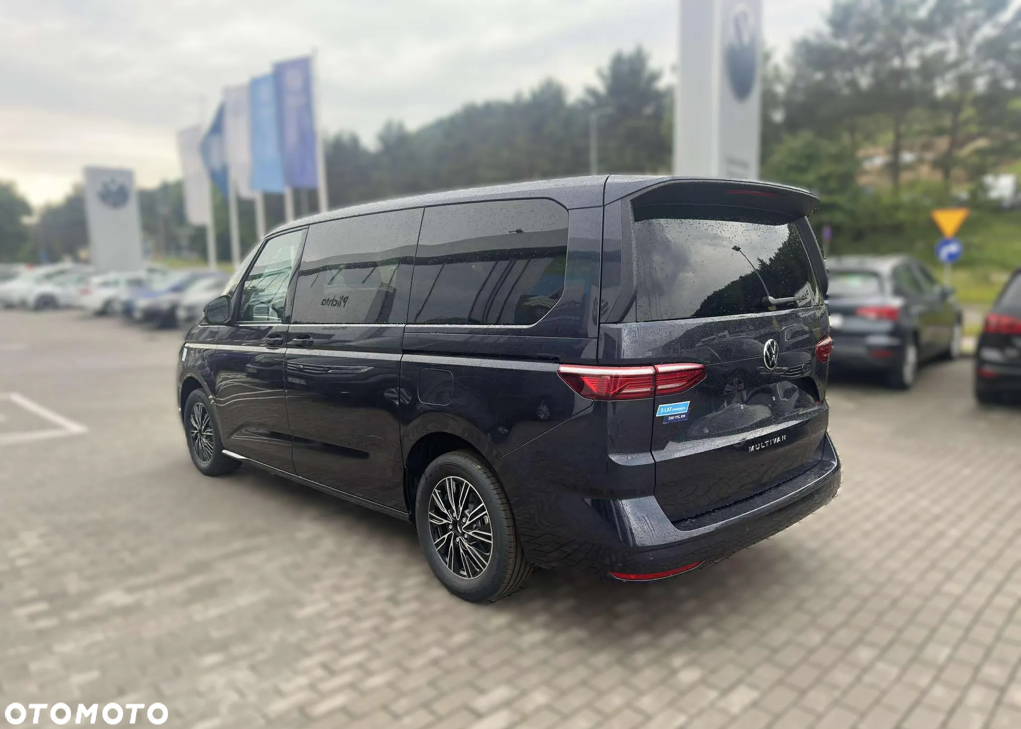 Volkswagen Multivan 2.0 TDI L2 Life DSG - 6