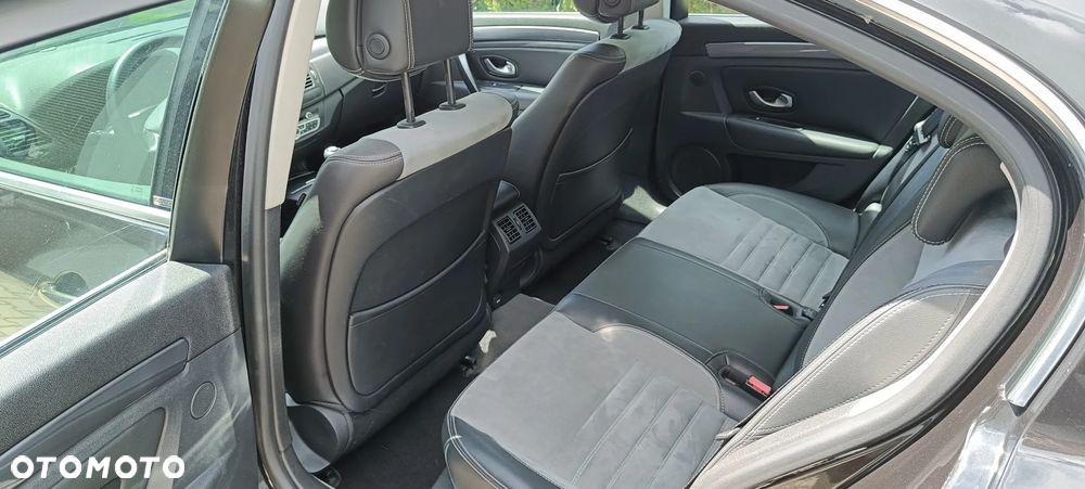 Renault Laguna 2.0 DCi FAP GT - 12