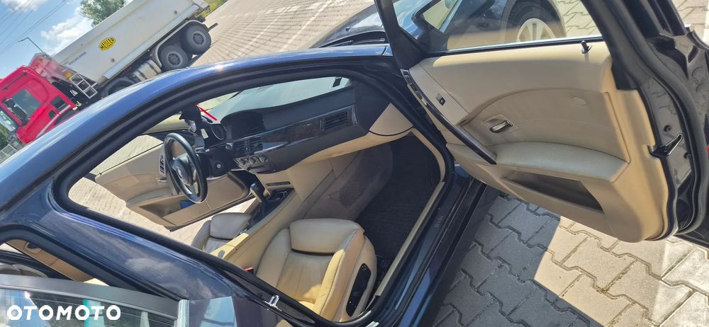 BMW Seria 5 - 24