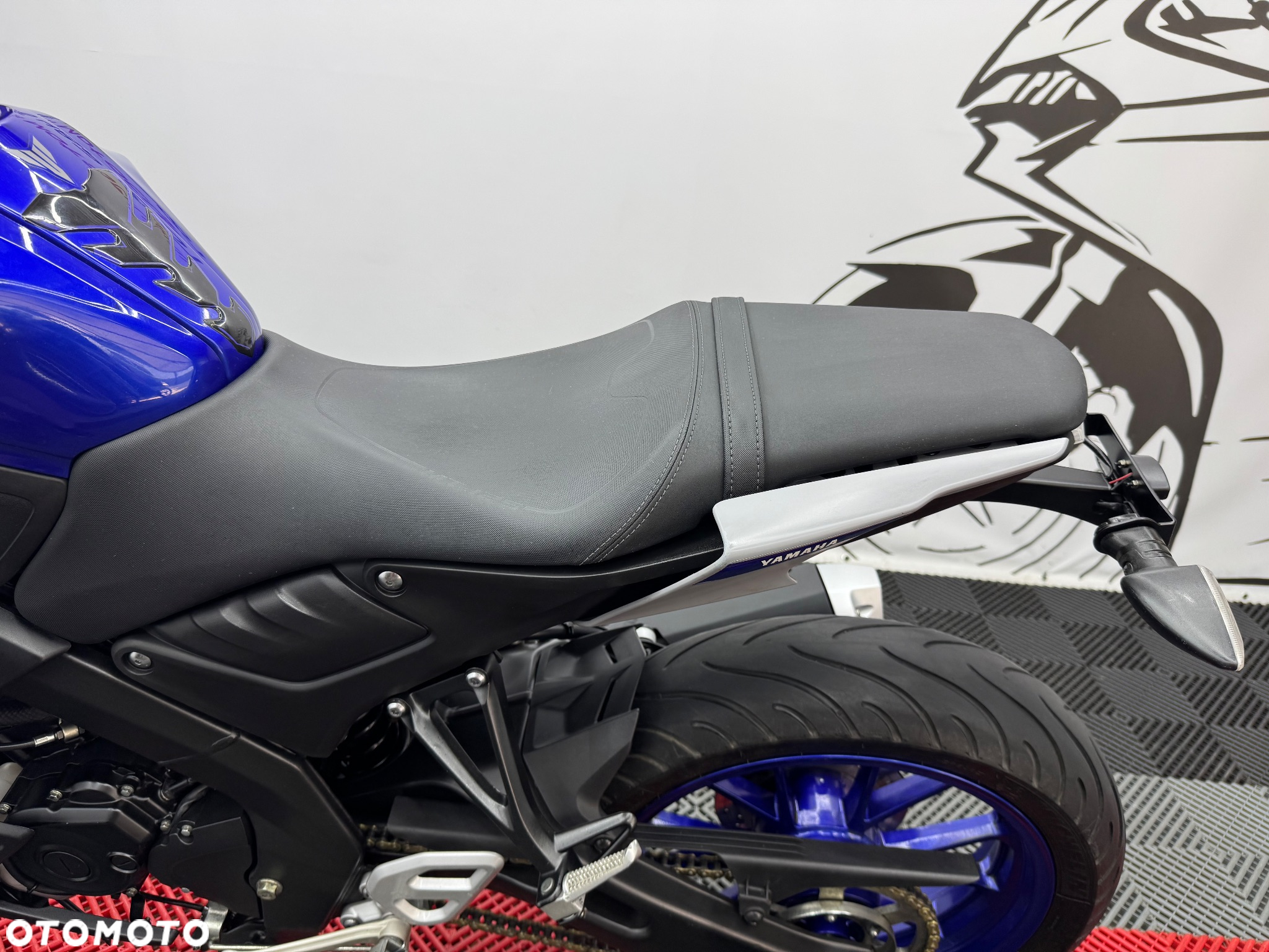 Yamaha MT - 19