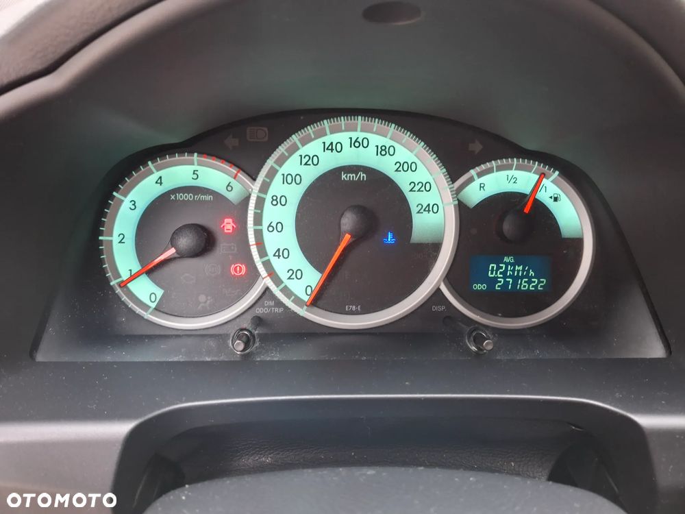 Toyota Corolla Verso - 11