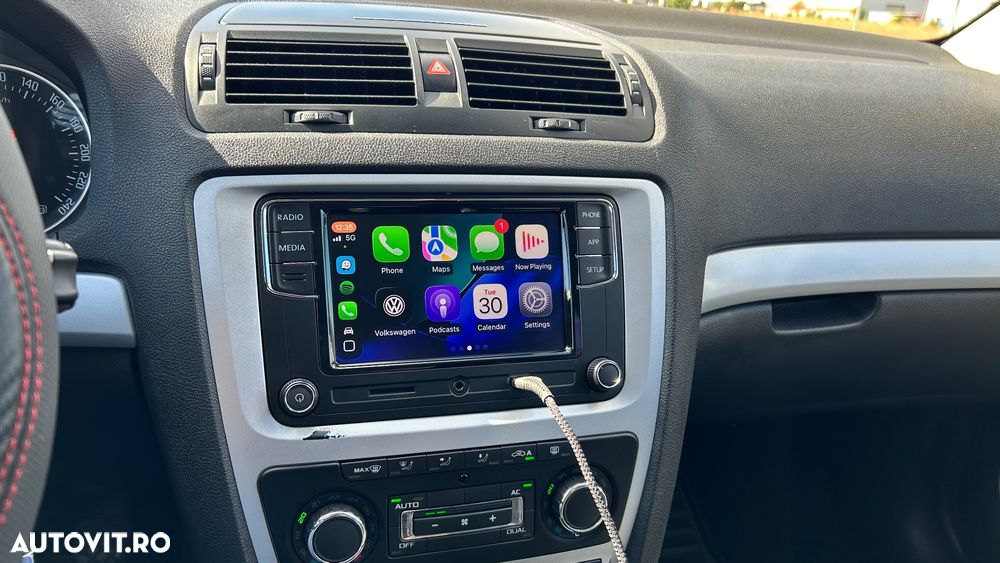 Skoda Octavia Combi 2.0 TDI DPF Ambient 4x4 - 10