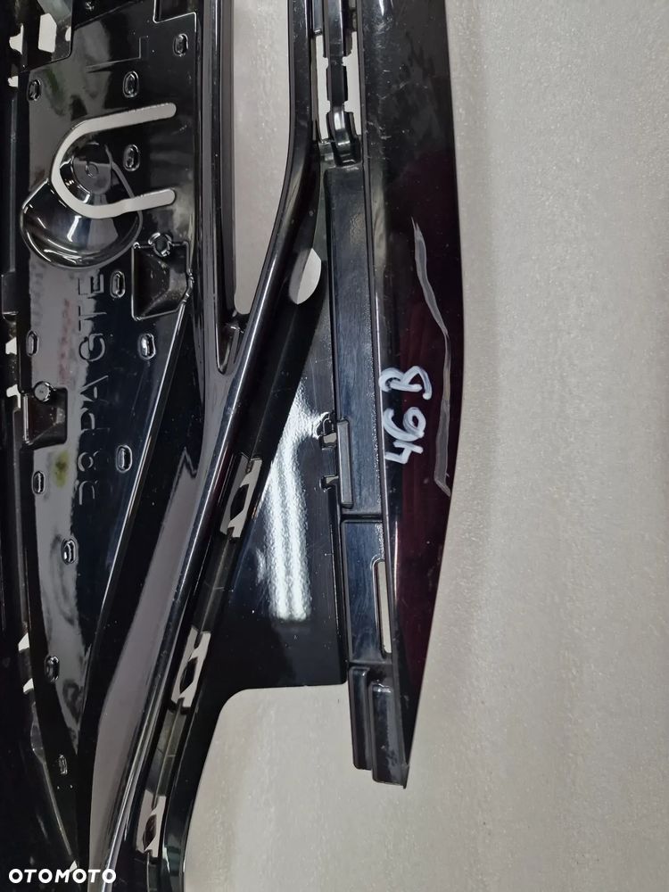 VW PASSAT B8 3G0 GTE LIFT R-LINE 18- LEWA / PRAWA KRATKA BOCZNA ZDERZAKA PRZEDNIEGO PRZÓD , NR 3G0853794B , 3G0853793B , NR AUKCJI E/46 - 27