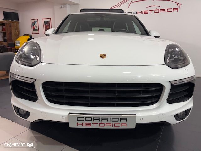 Porsche Cayenne S E-Hybrid Platinum Edition - 52