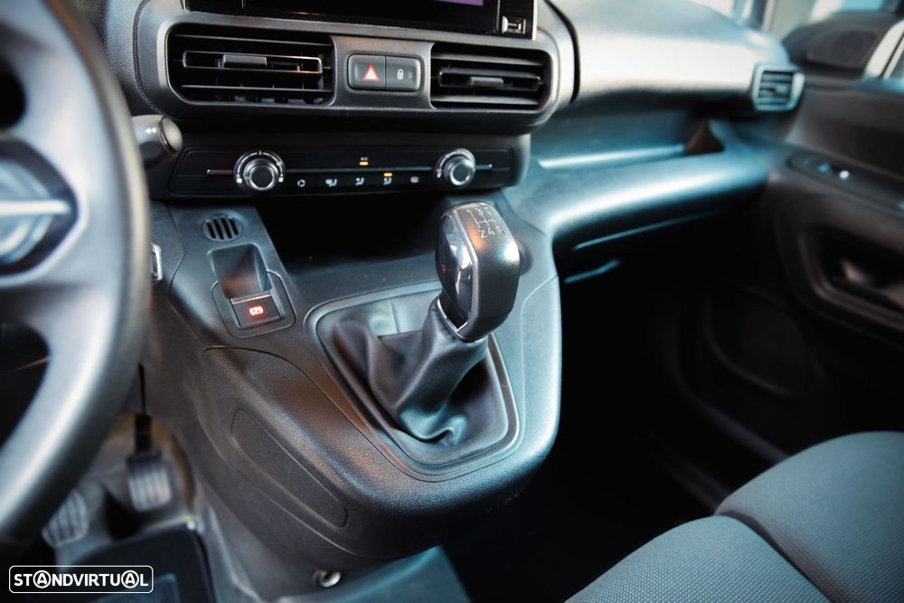 Peugeot Partner 1.5 BlueHDi Pemium Longa - 11