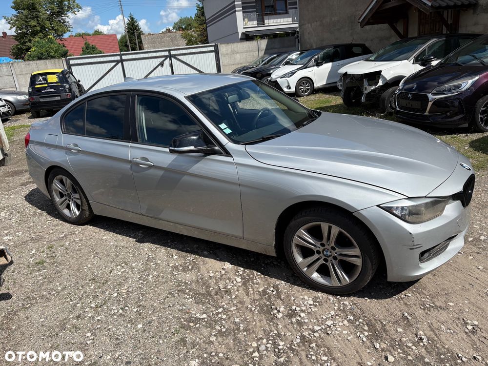 BMW Seria 3 318d Luxury Line - 7
