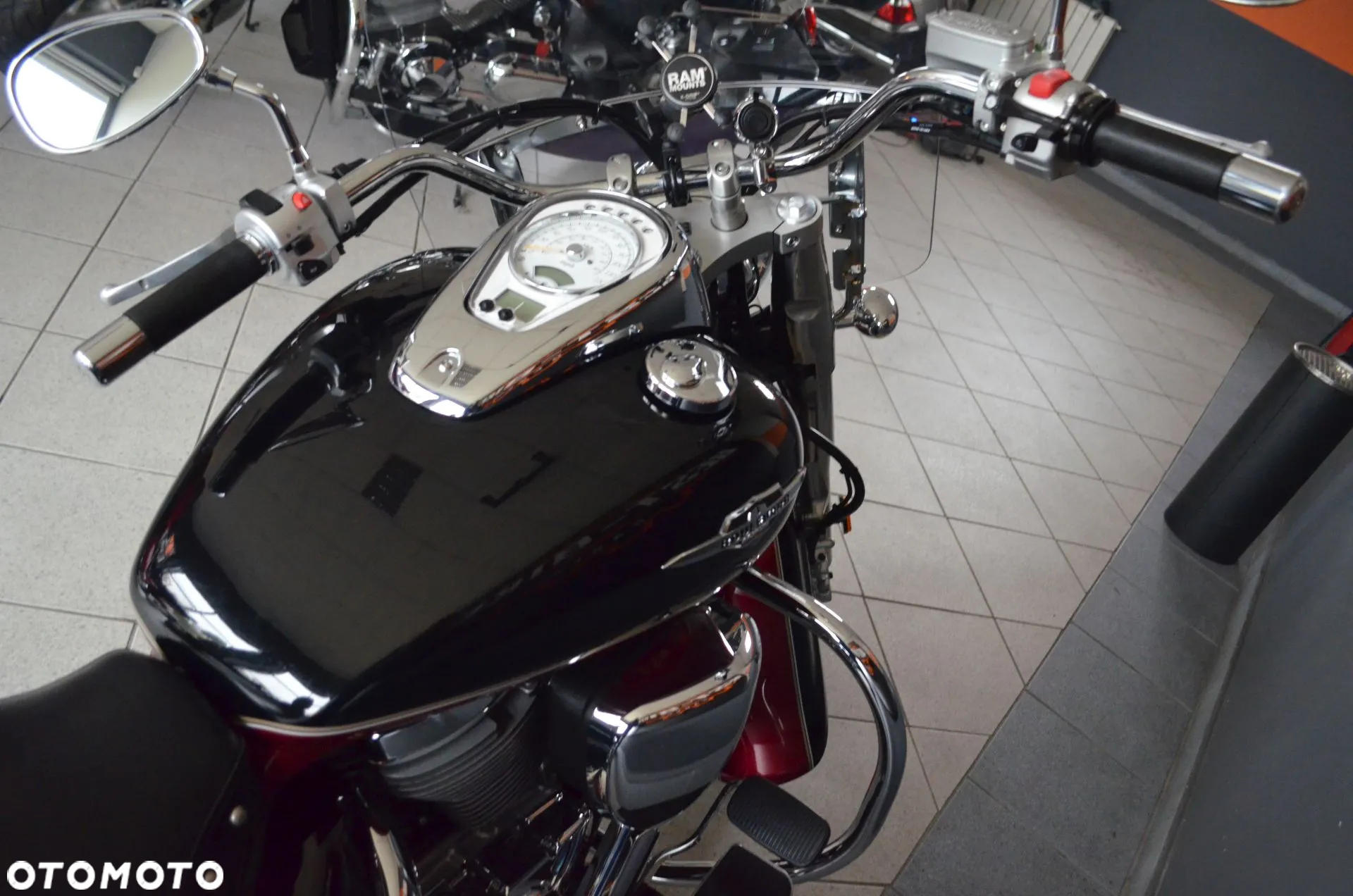 Suzuki VL 800 Volusia - Boulevard C50 - 29
