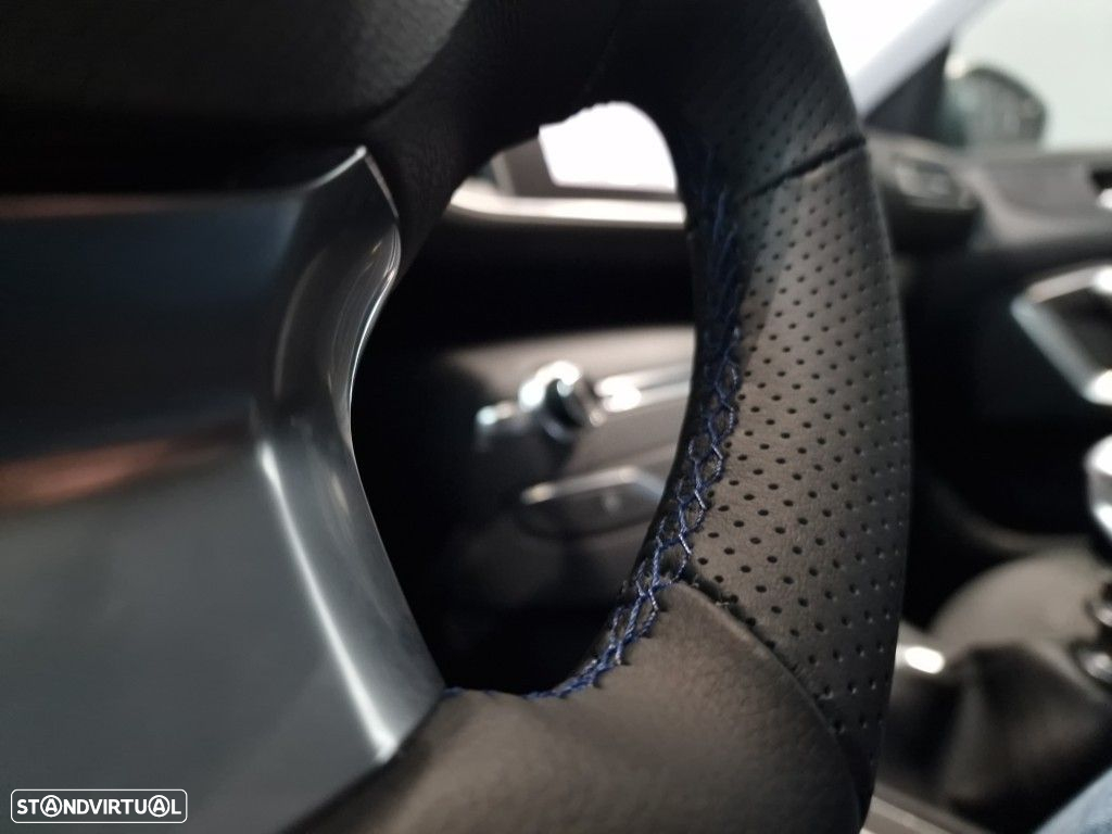 Peugeot 308 1.6 BlueHDi Allure J18 - 32