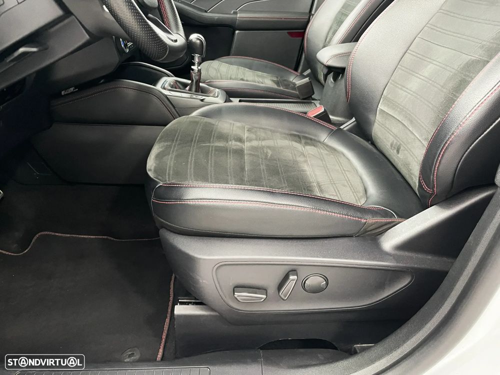 Ford Kuga 1.5 EcoBoost ST-Line X - 14