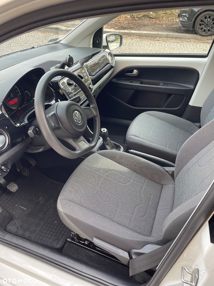 Volkswagen up! 1.0 move - 12