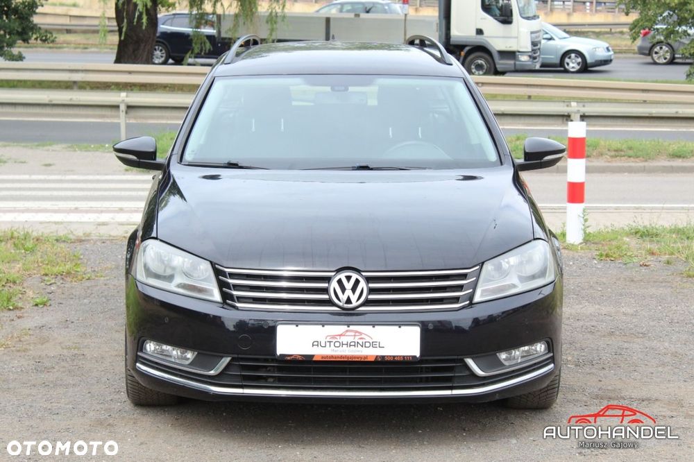 Volkswagen Passat - 2