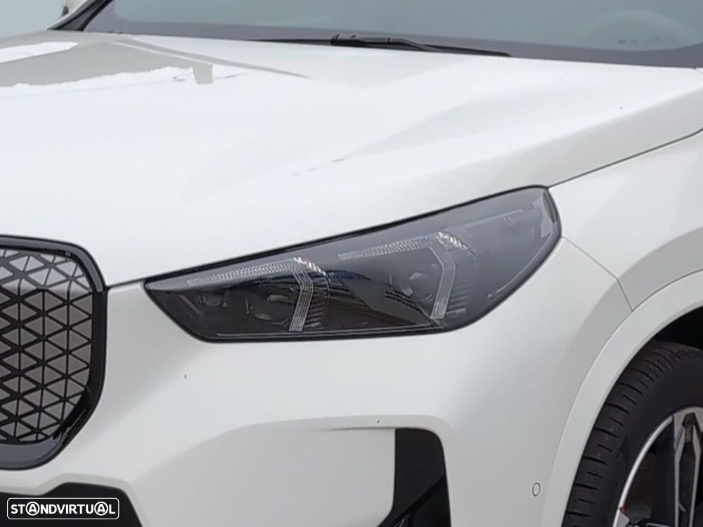 BMW iX1 xDrive30 Pack Desportivo M Pro - 3