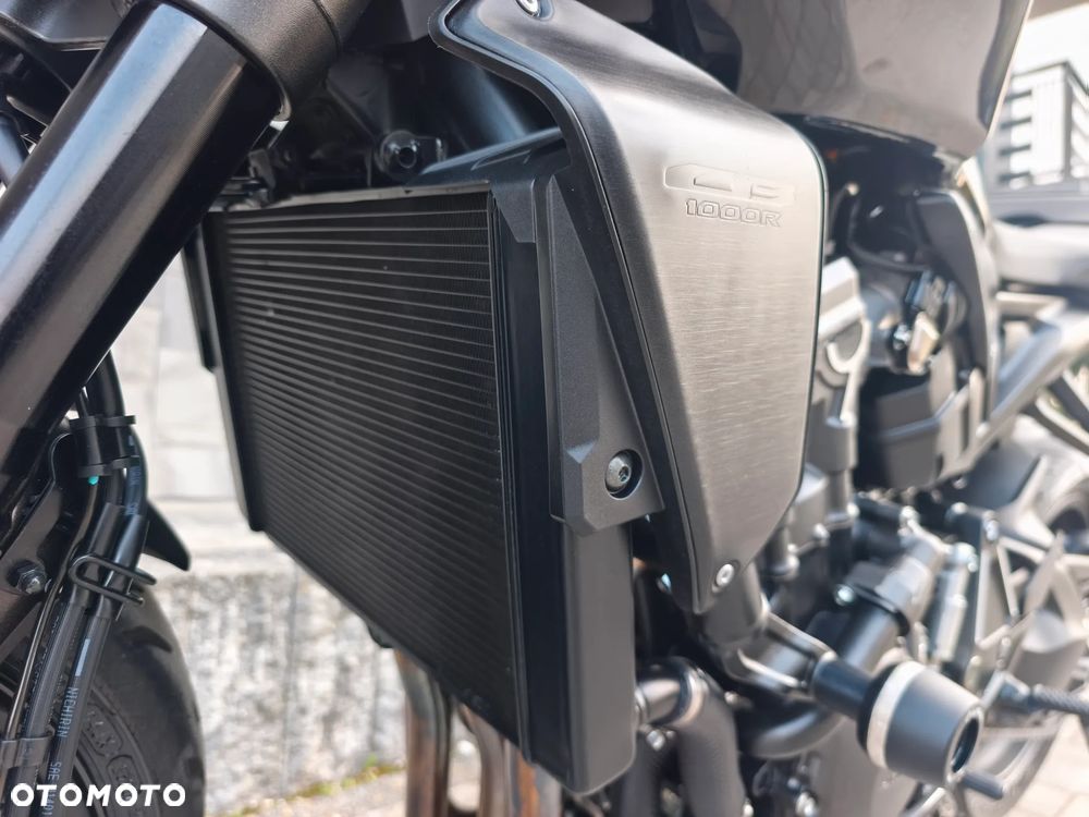 Honda CB - 40