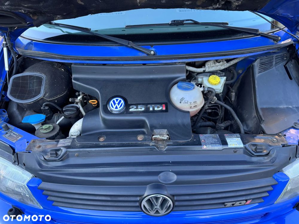 Volkswagen Multivan - 9