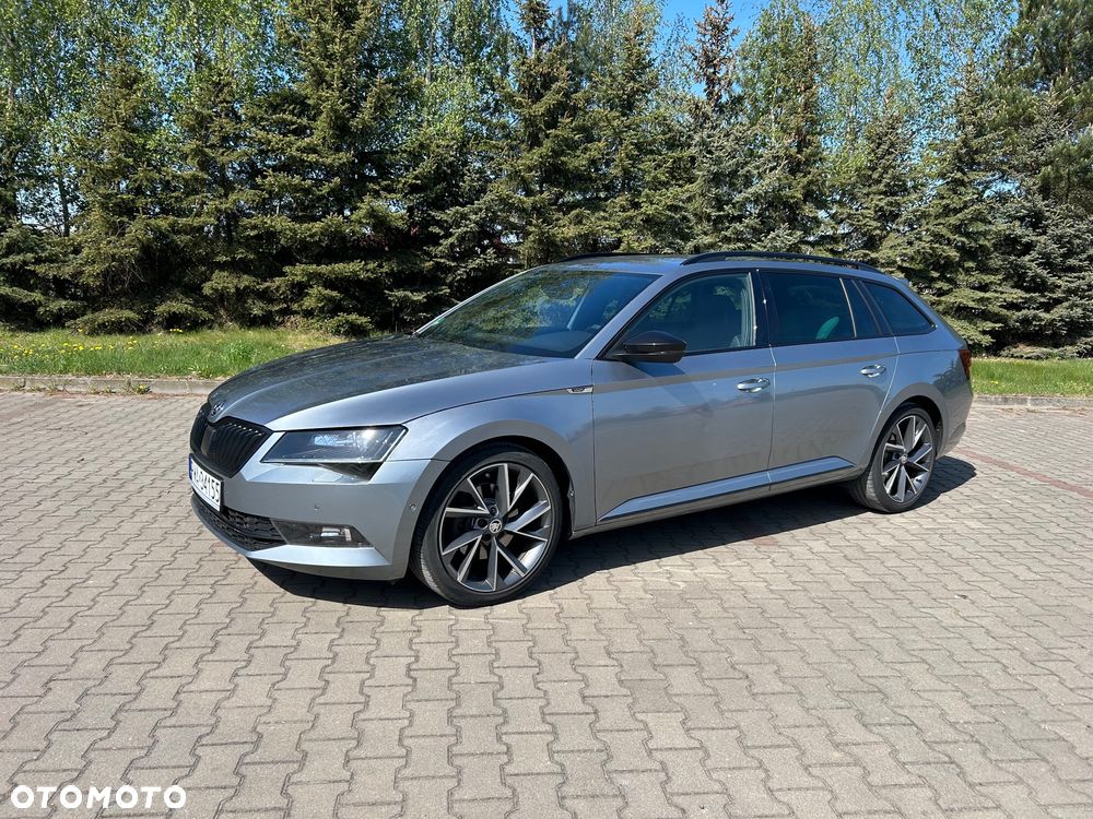 Skoda Superb 2.0 TDI DSG Sportline - 7