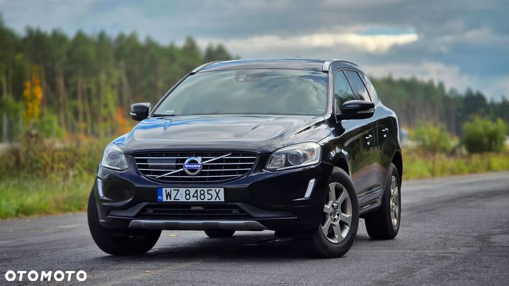 Volvo XC 60 D4 AWD Momentum - 1