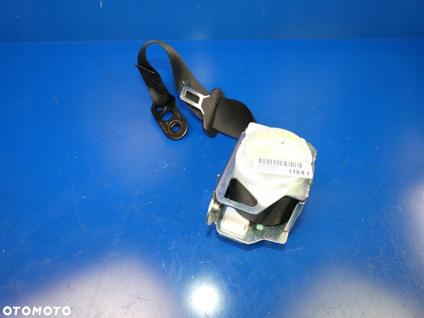 HYUNDAI I40 KOMBI PAS BEZPIECZEŃSTWA ŚRODEK TYŁ - 1