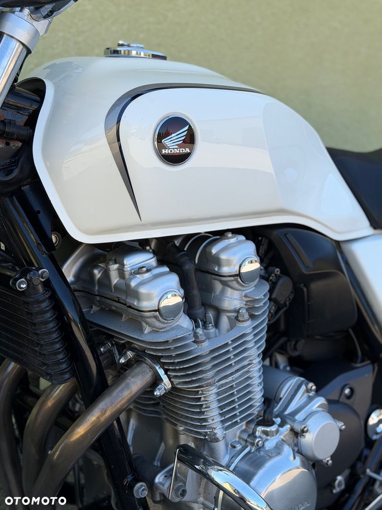 Honda CB - 31