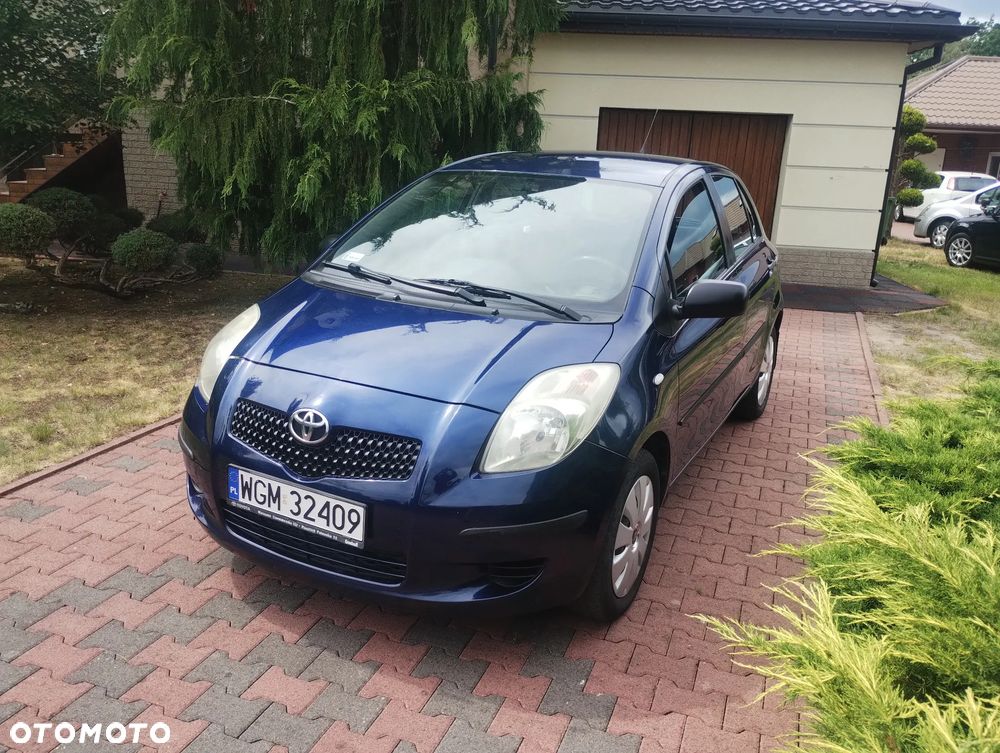 Toyota Yaris - 1