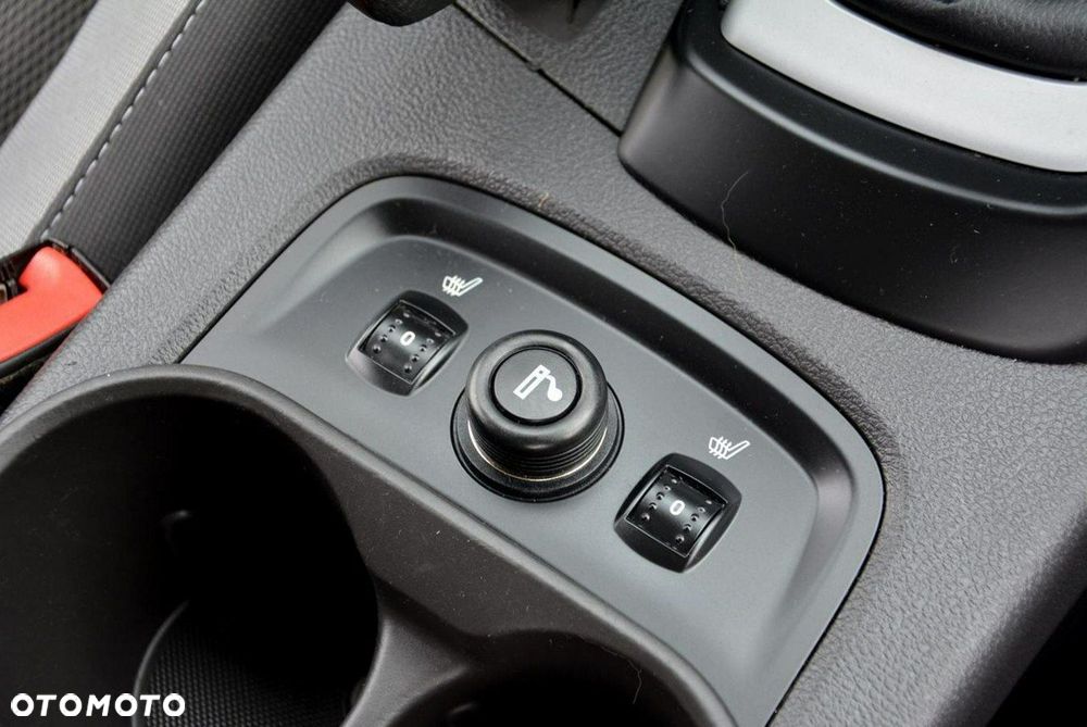 Ford Focus 1.0 EcoBoost Start-Stopp-System Champions Edition - 28