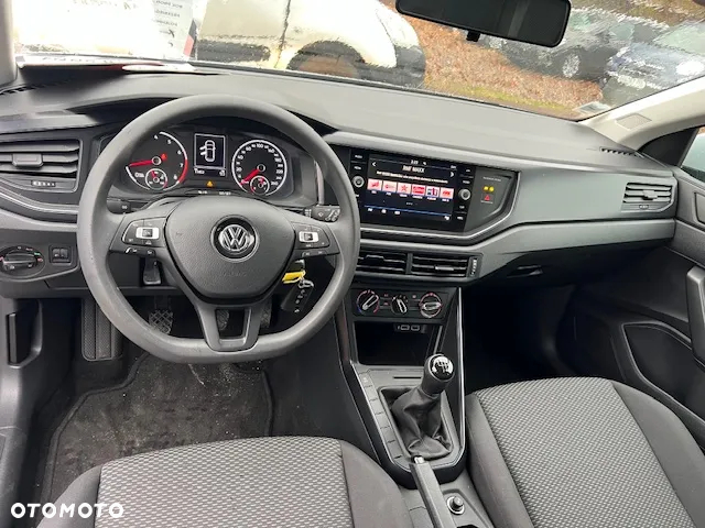 Volkswagen Polo - 22