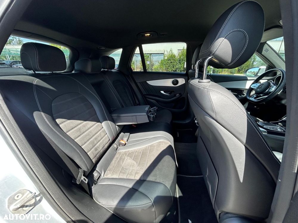 Mercedes-Benz GLC 300 e 4MATIC - 20