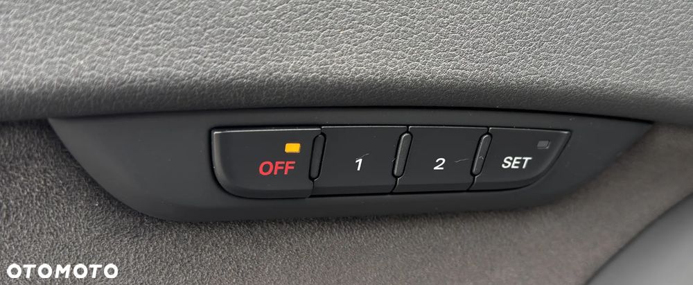 Audi A4 Limousine 2.0 TFSI quattro S tronic S line Sportpaket - 17