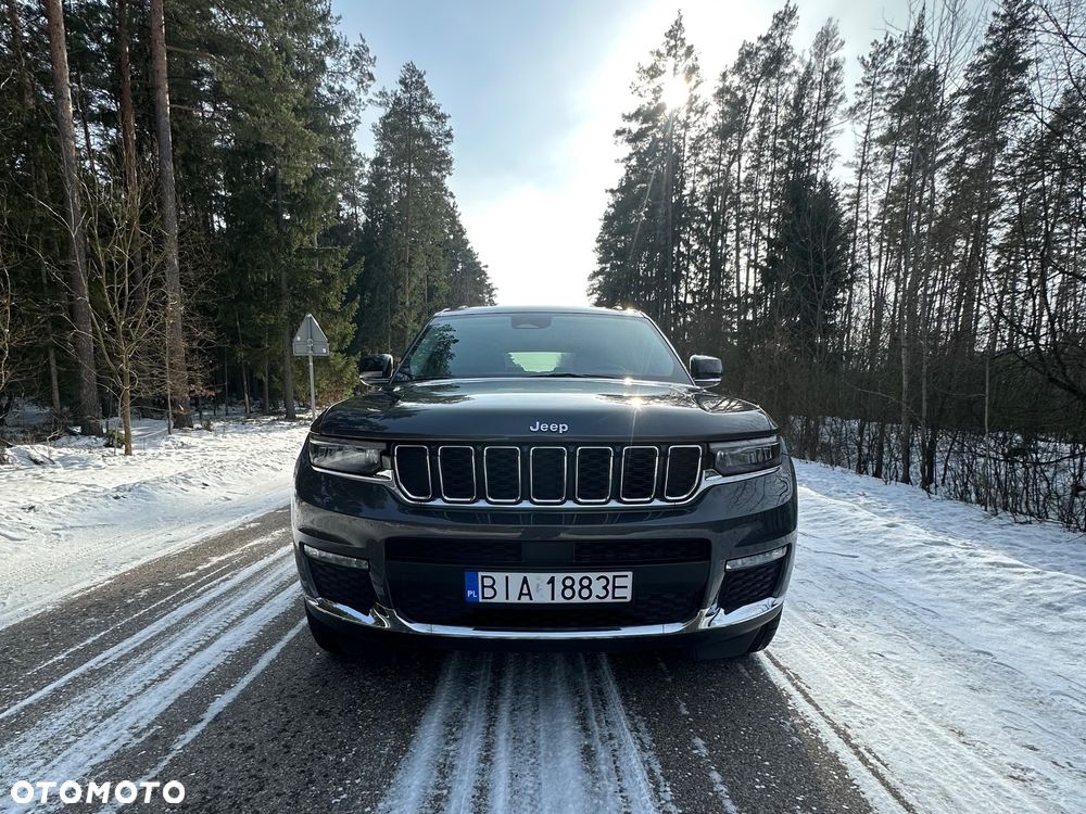 Jeep Grand Cherokee - 1