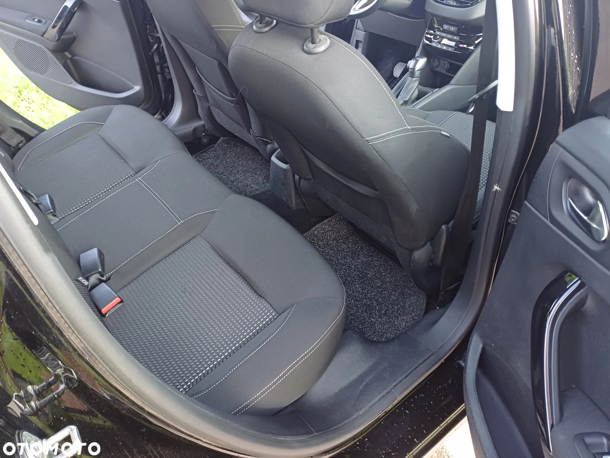 Peugeot 208 PureTech 110 Stop & Start Active - 11