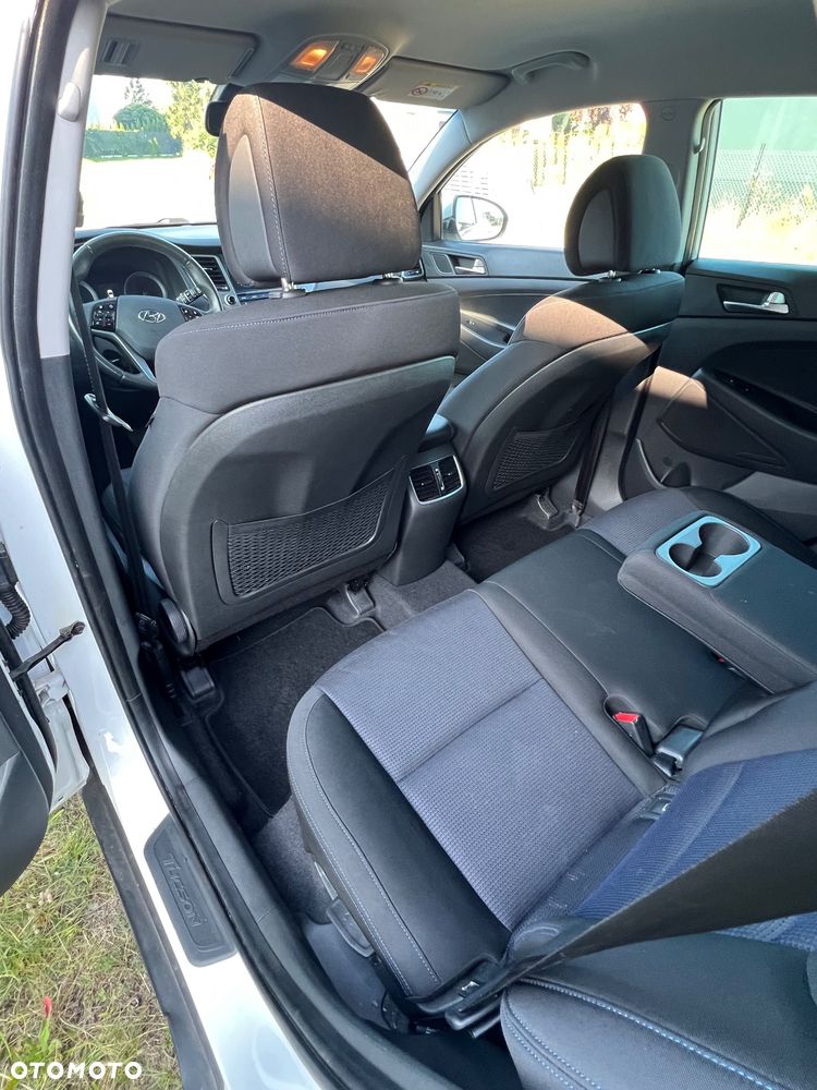 Hyundai Tucson blue 1.7 CRDi 2WD DCT Premium - 40
