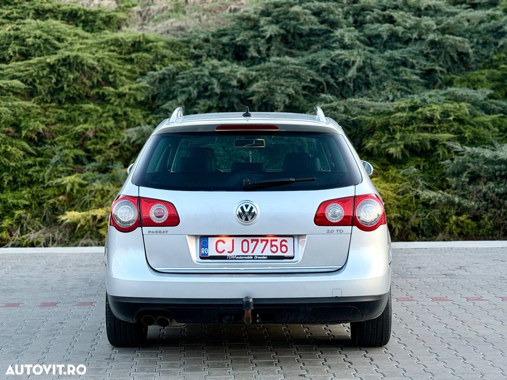 Volkswagen Passat 2.0 TDI DPF Highline - 4