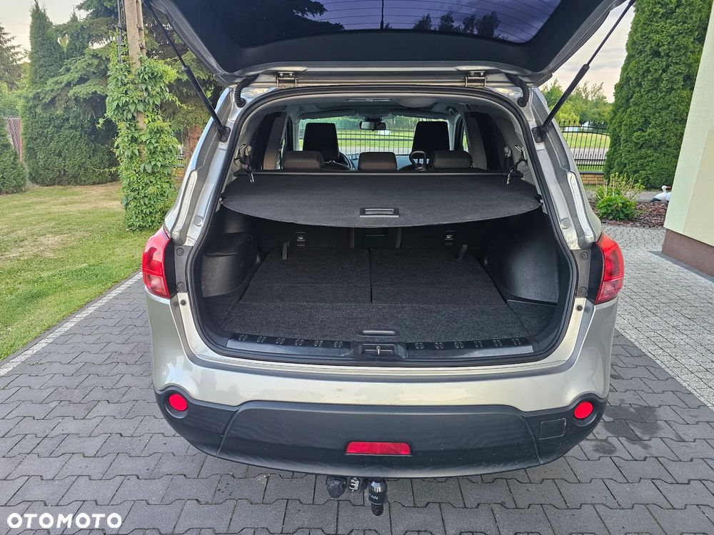 Nissan Qashqai+2 2.0 tekna - 12