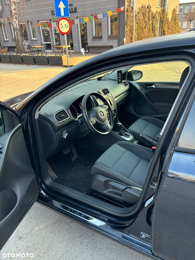 Volkswagen Golf 1.4 TSI DSG Style - 17